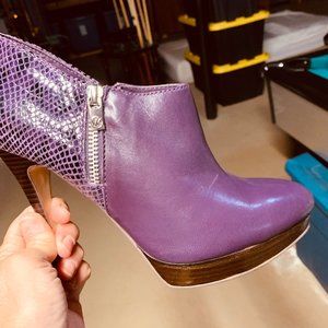 Michael Khors York Purple Bootie